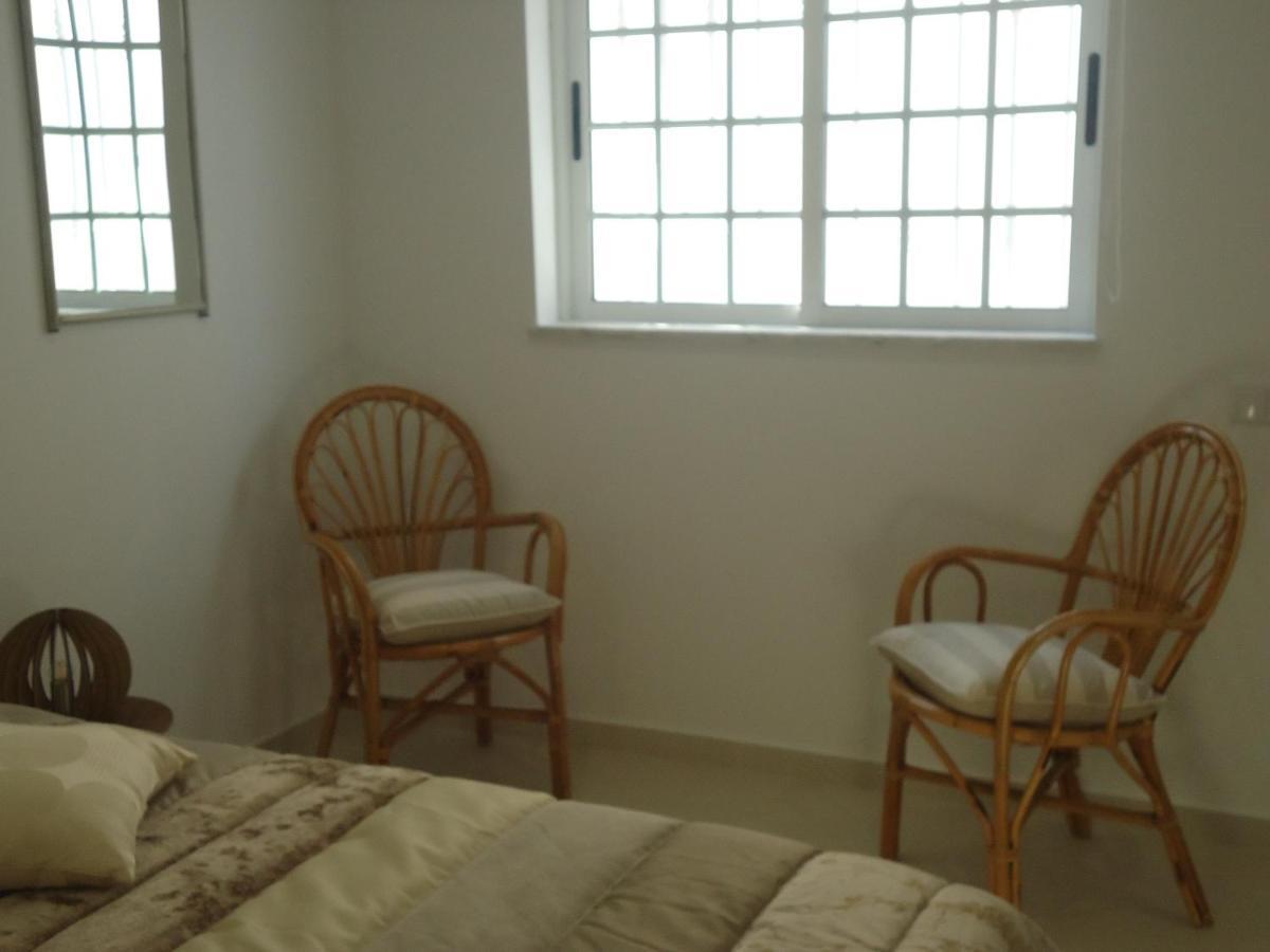 Vivenda L'Olivier Bed & Breakfast Quarteira Bagian luar foto